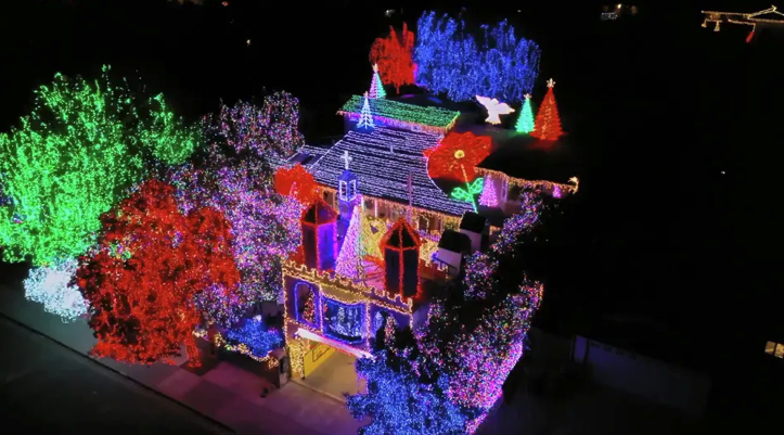 🎄 The Ultimate Guide to the Best Christmas Lights in the Bay Area (2025 Edition)